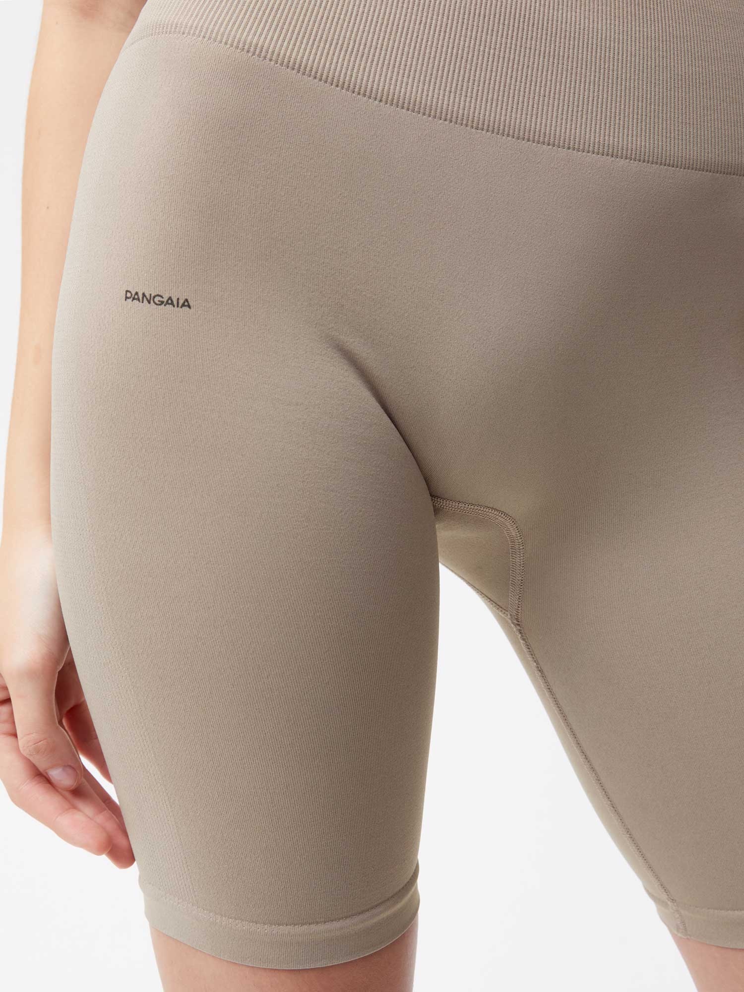 Womens Plant-Stretch Compressive Cycle Shorts - Taupe - 5