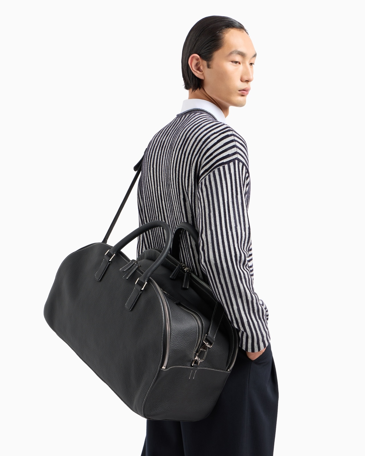 PEBBLED LEATHER DUFFEL BAG - 8