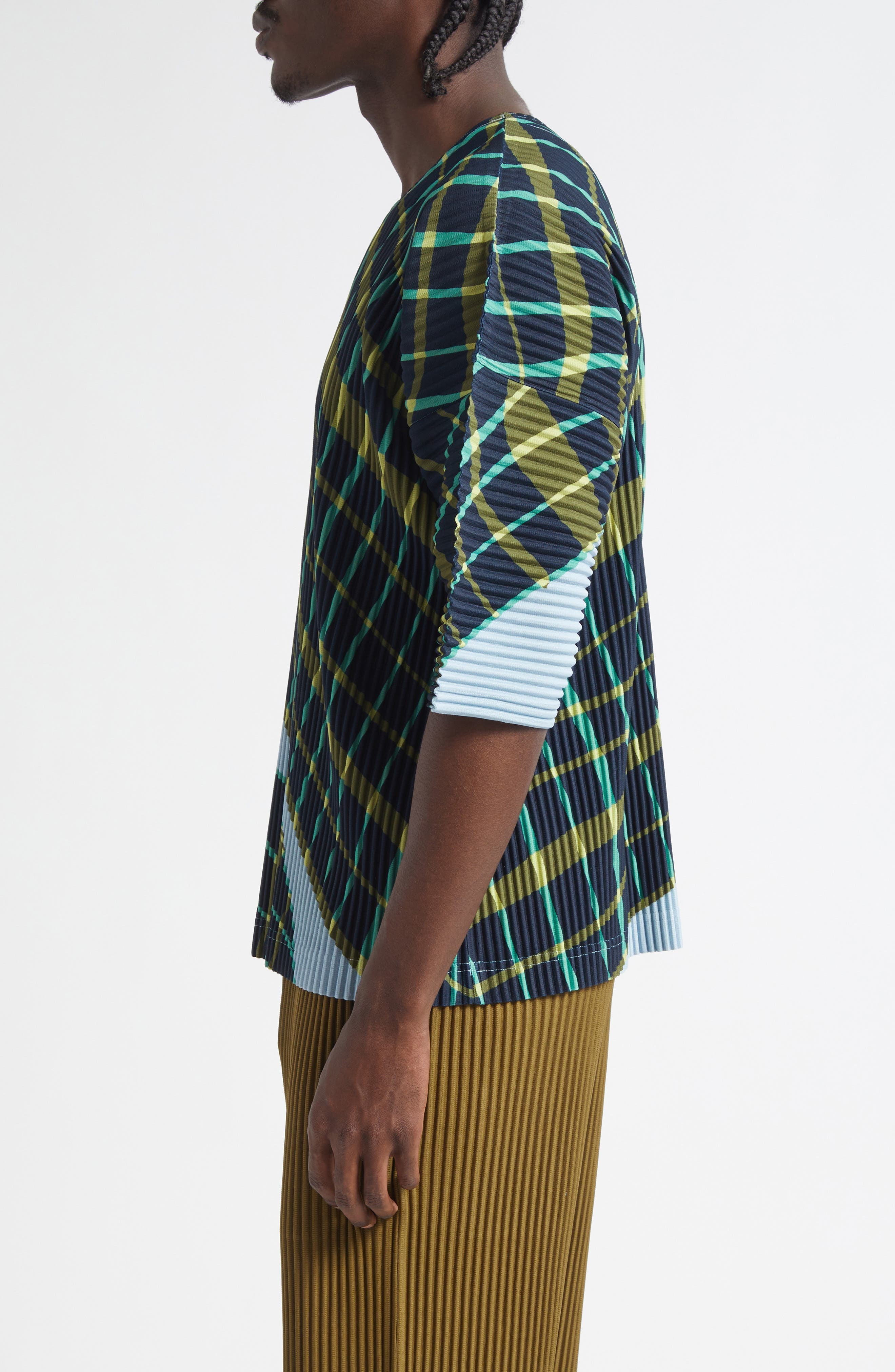 Homme Plissé Issey Miyake Windswept Plaid Pleated Top in Blue Gray at Nordstrom - 3
