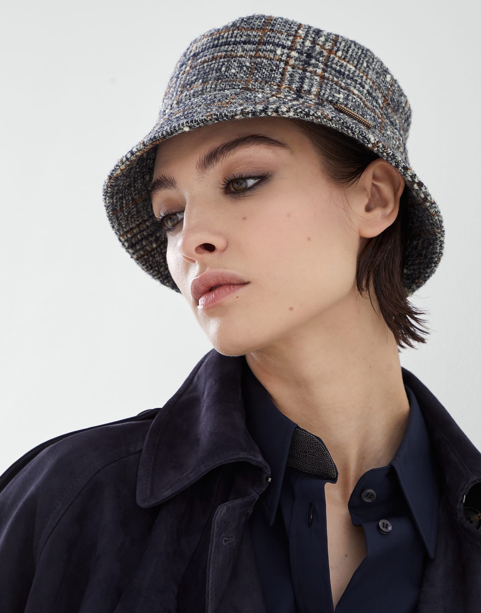 Wool and alpaca Prince of Wales bucket hat with shiny tab - 3
