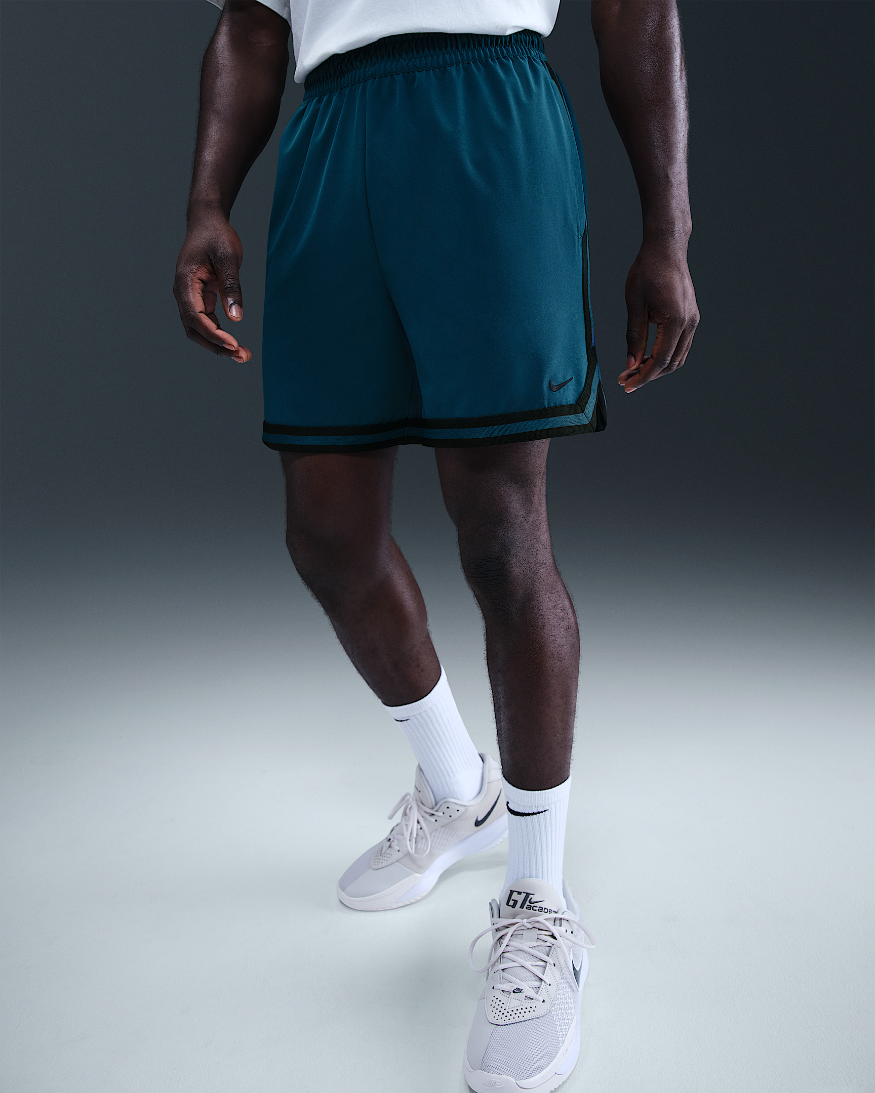 Nike DNA Men's Dri-FIT 6" UV Woven Basketball Shorts - 2