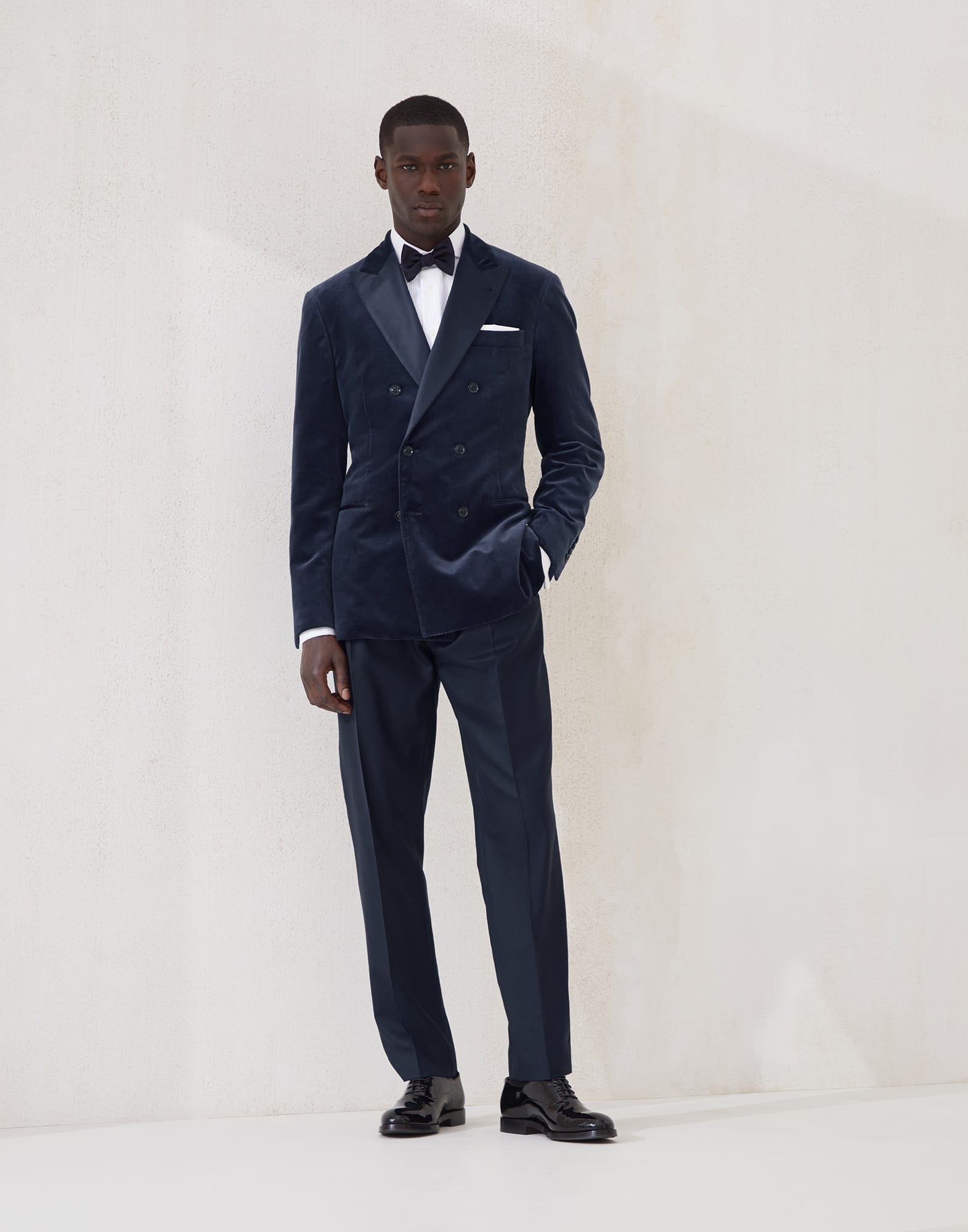 Lightweight virgin wool and silk twill tuxedo trousers with pleat and waist tabs - 4