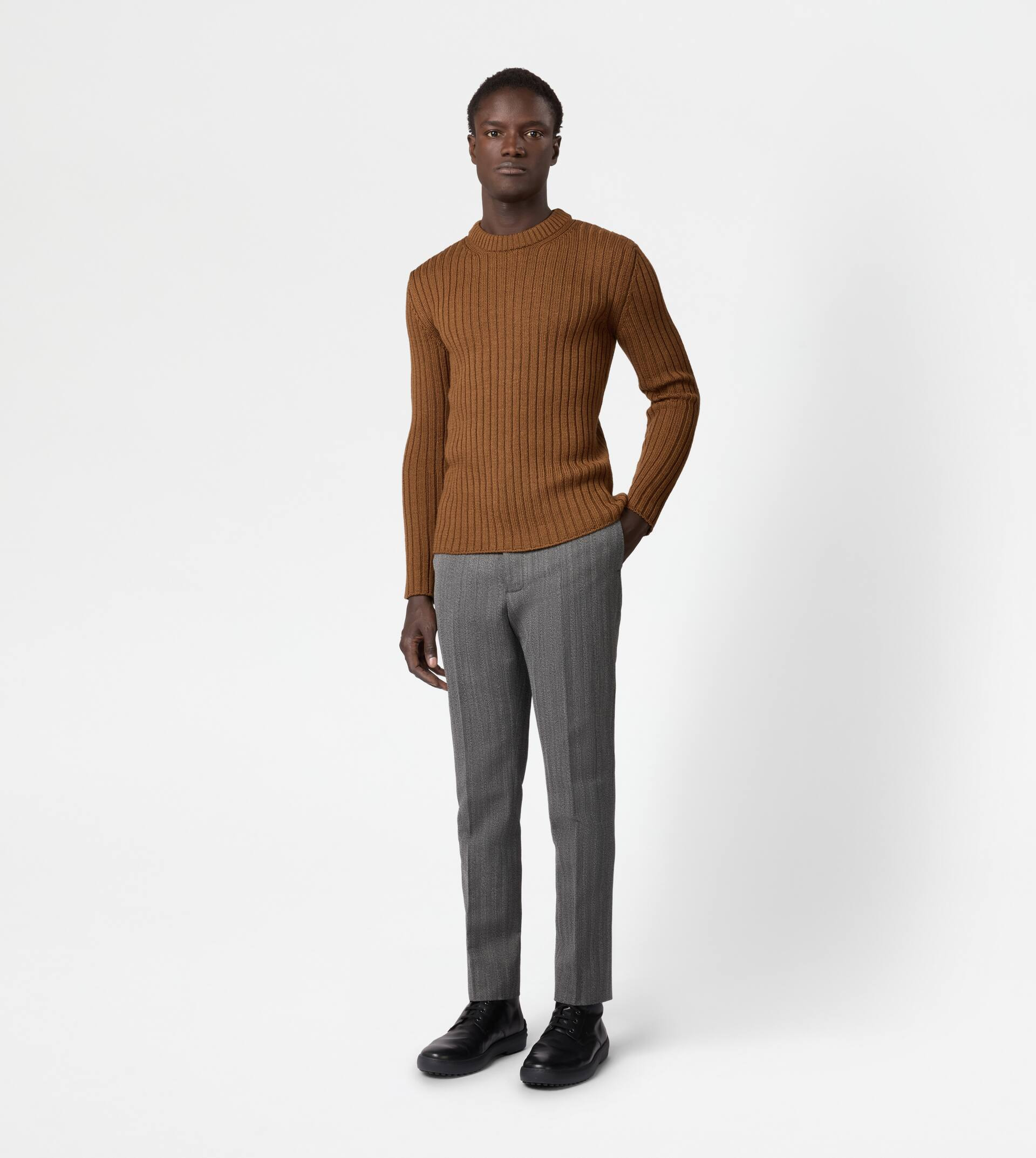 ROUND-NECK PULLOVER IN MERINO WOOL - BROWN - 2