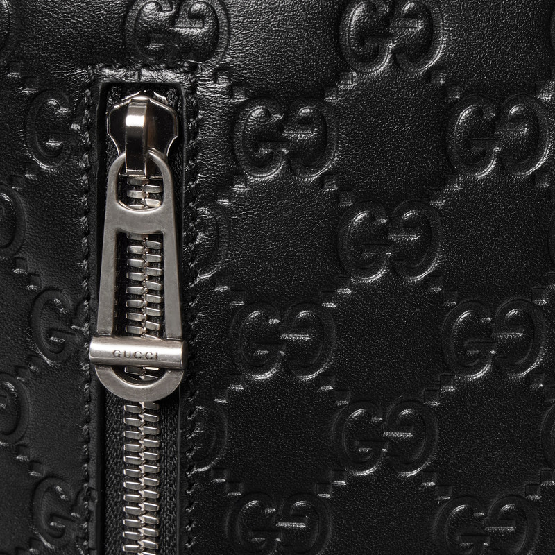 GG Emblem small crossbody bag 5