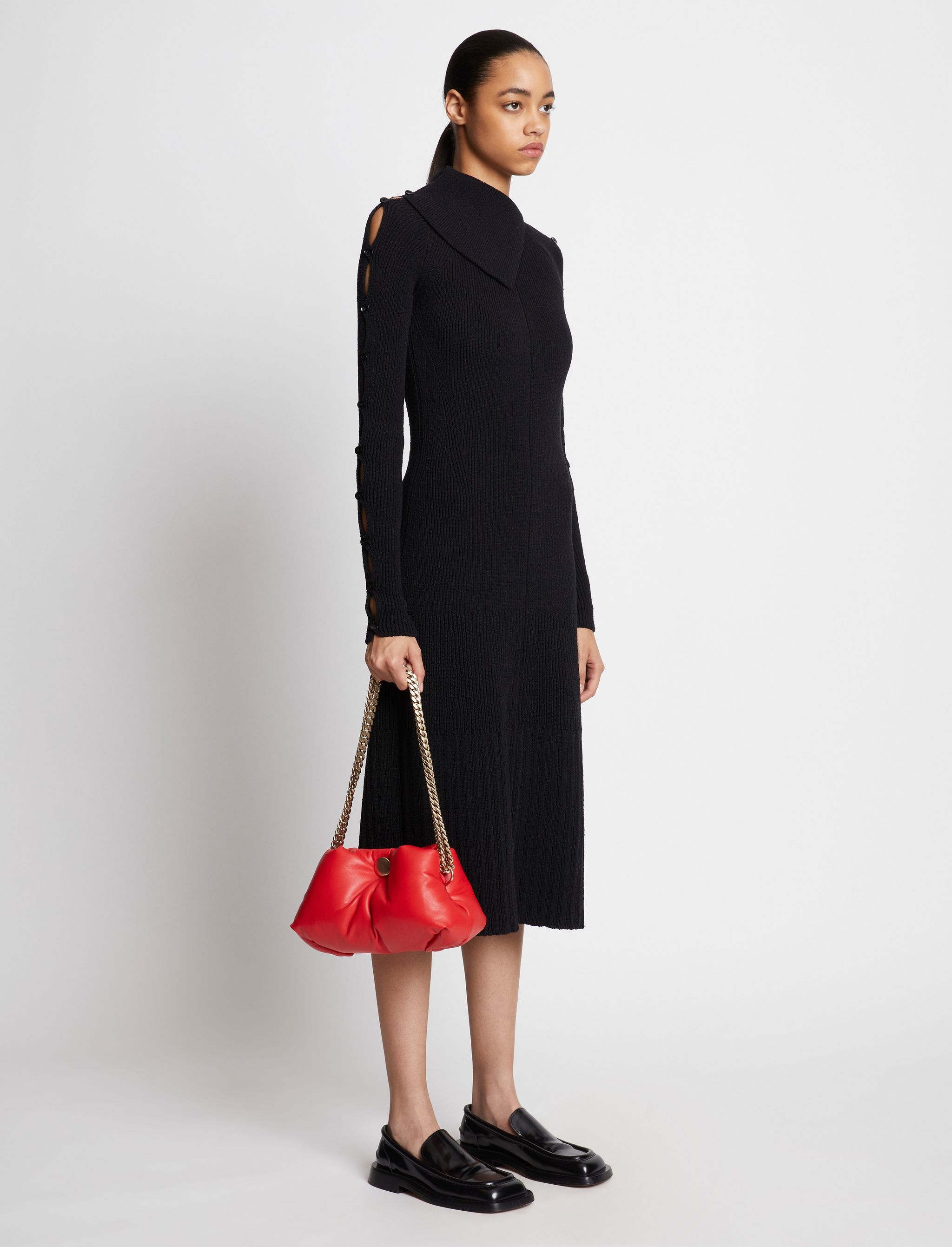 Small Puffy Chain Tobo Bag - 3