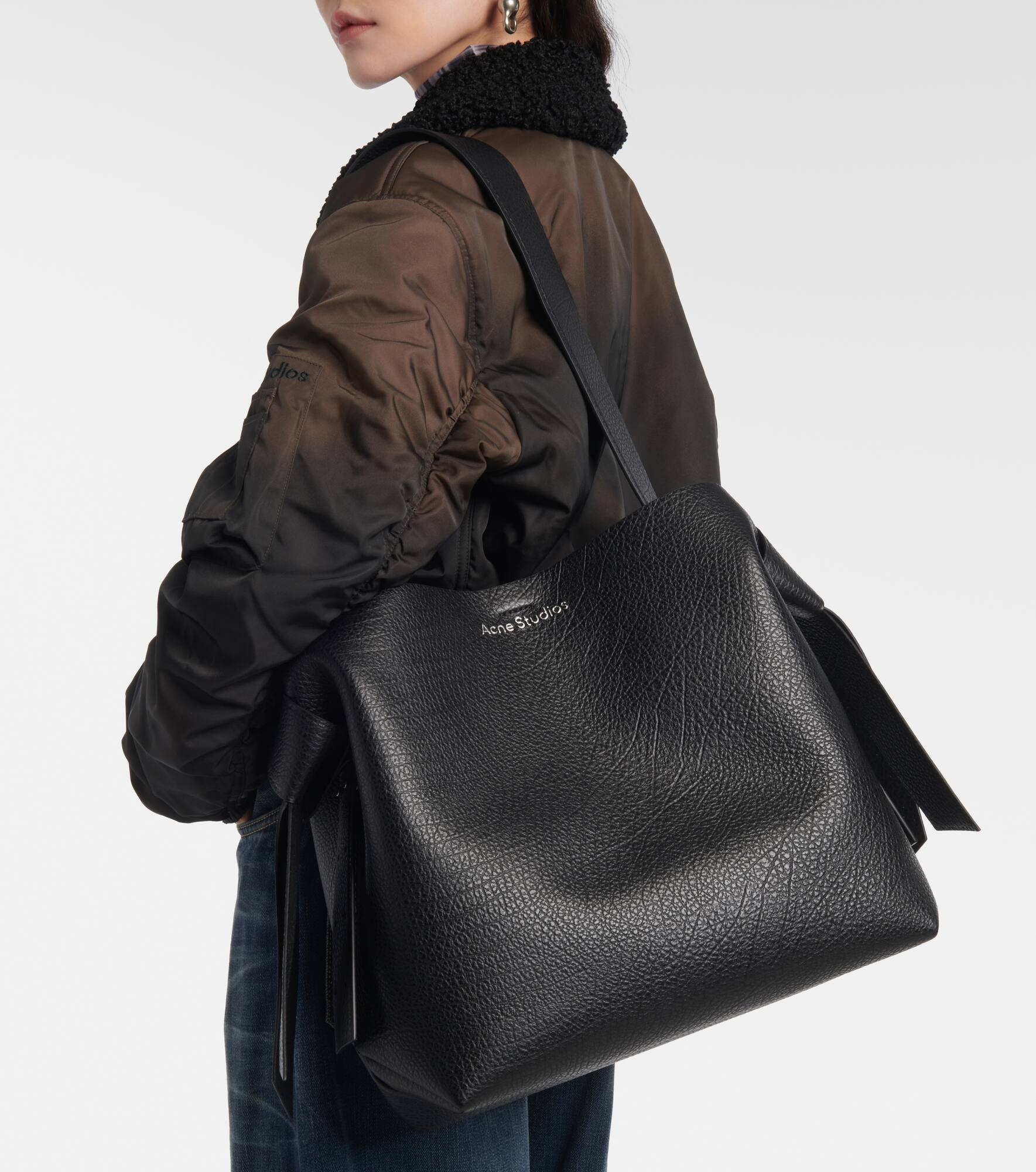 Musubi Medium leather shoulder bag - 2