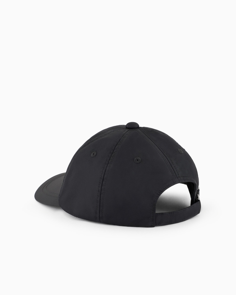 EMPORIO ARMANI CAPS outlook