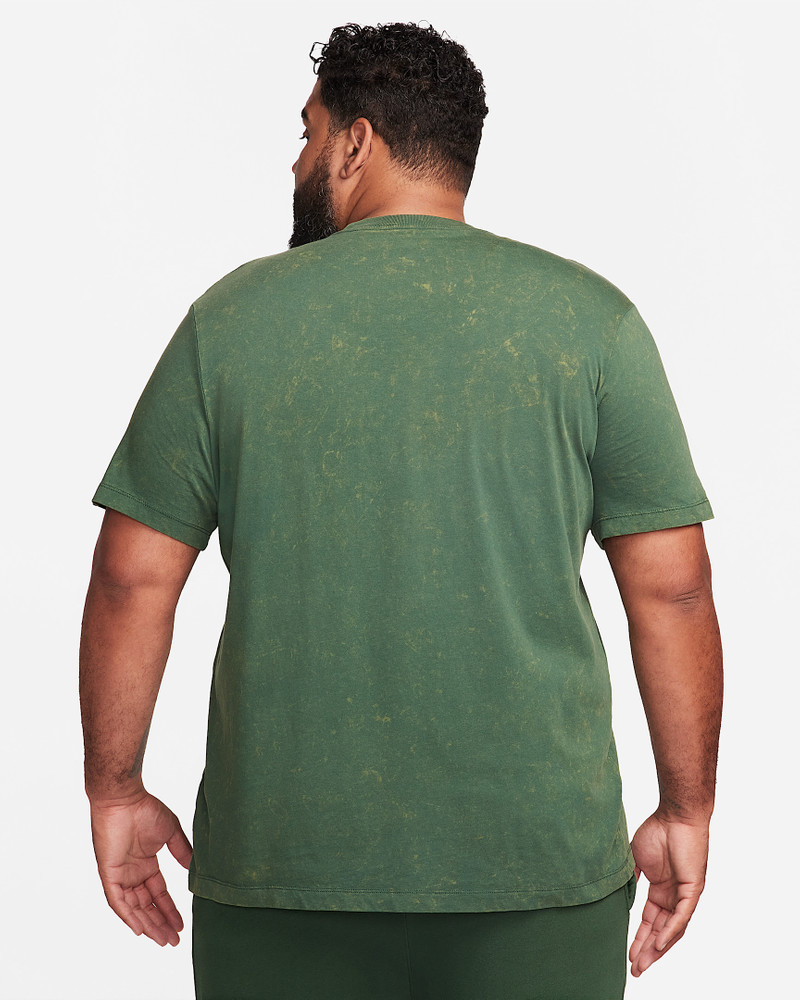 Nike Sportswear Club Men's T-Shirt 7