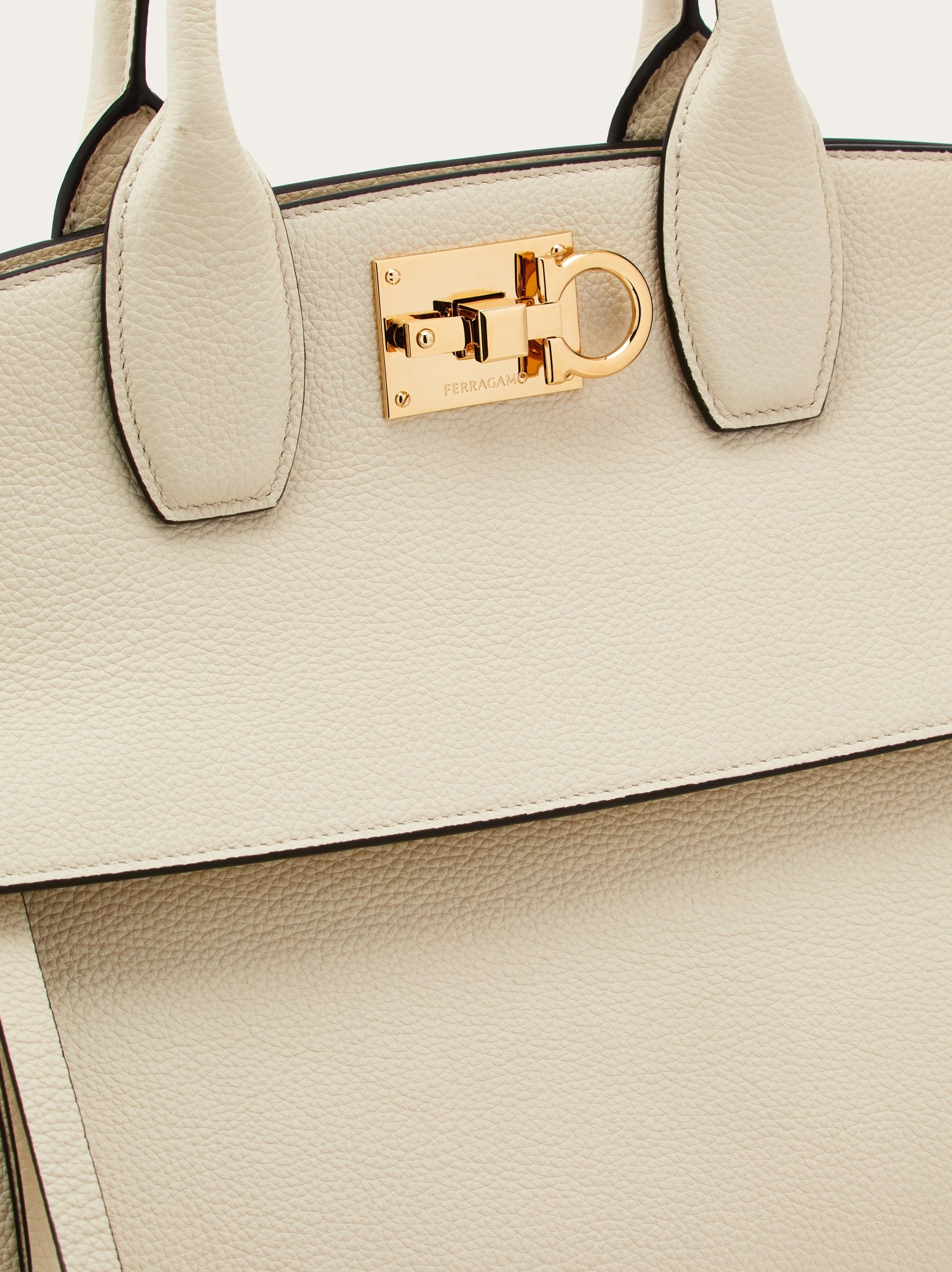 Ferragamo Studio Soft bag (L) - 7