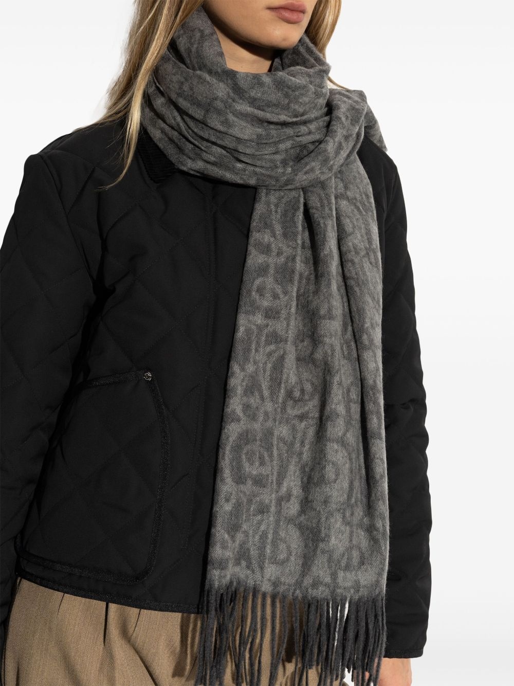 monogram scarf - 4