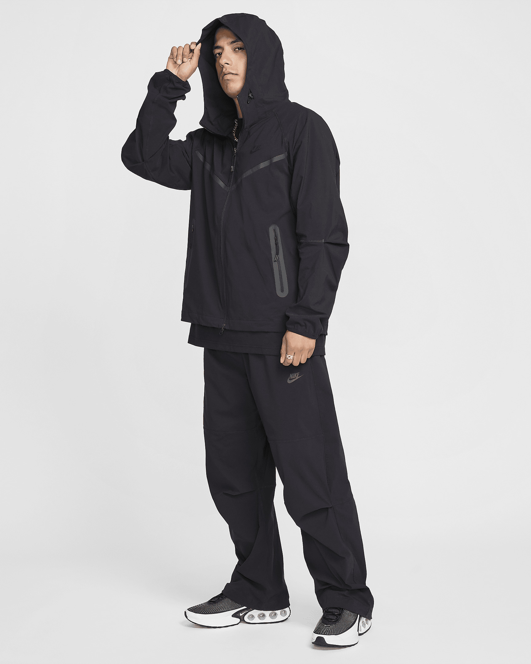 Nike Tech Men's Woven Oversized Pants - 9