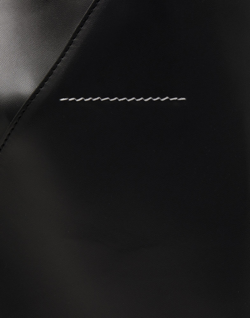 Japanese chain bag in faux leather 4