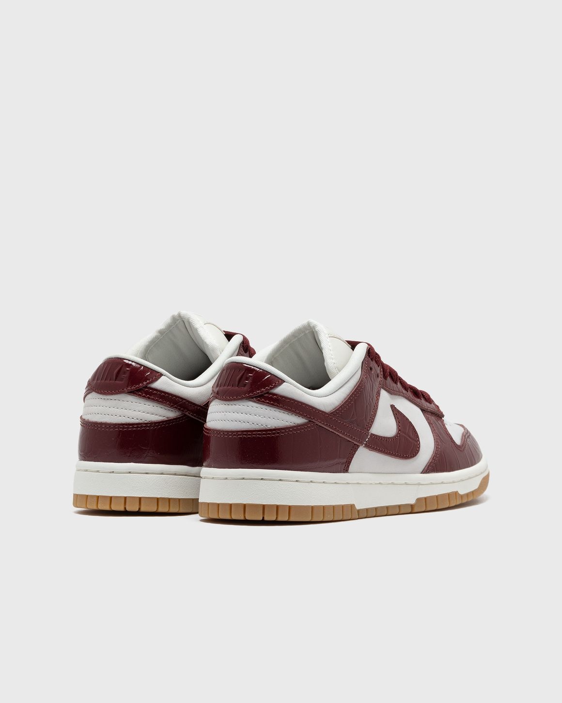 NIKE DUNK LOW LX - 4