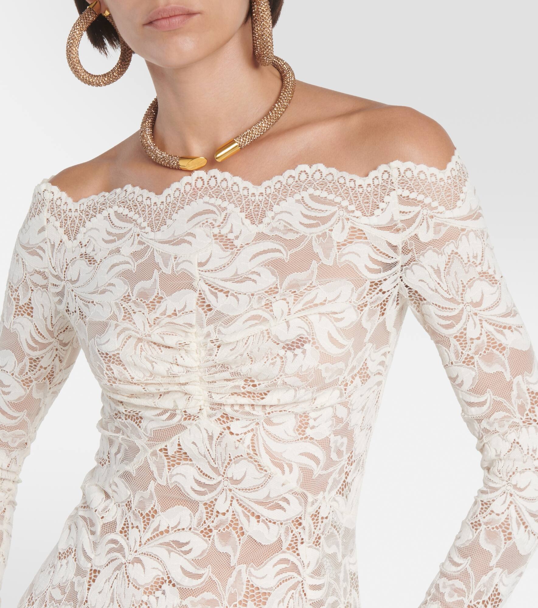 Off-shoulder lace maxi dress - 4