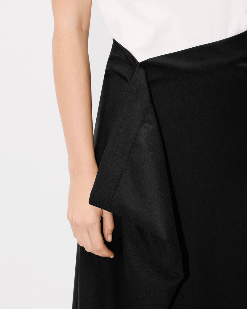 Midi skirt in virgin wool 6