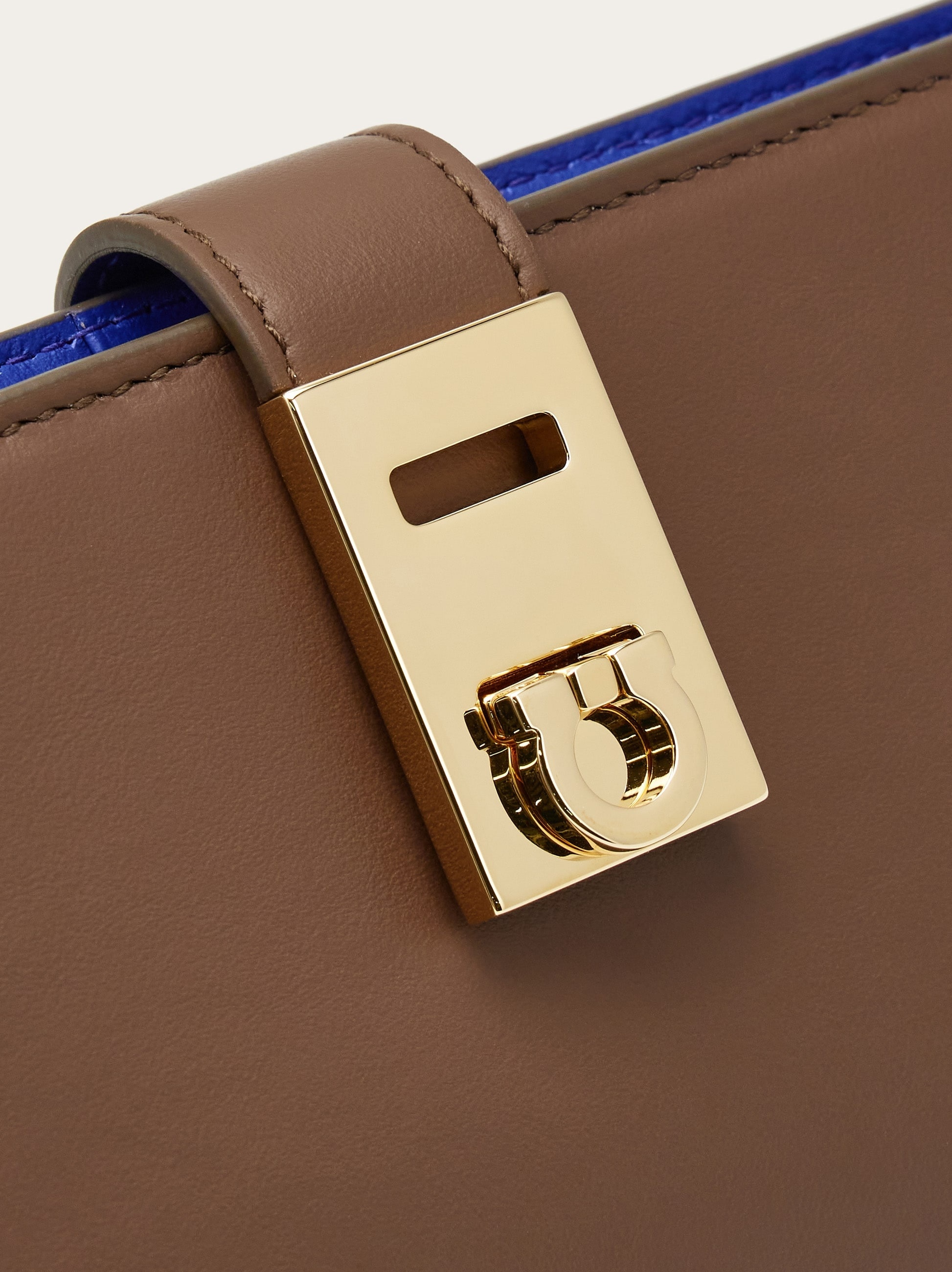Hug two-tone continental wallet - 5