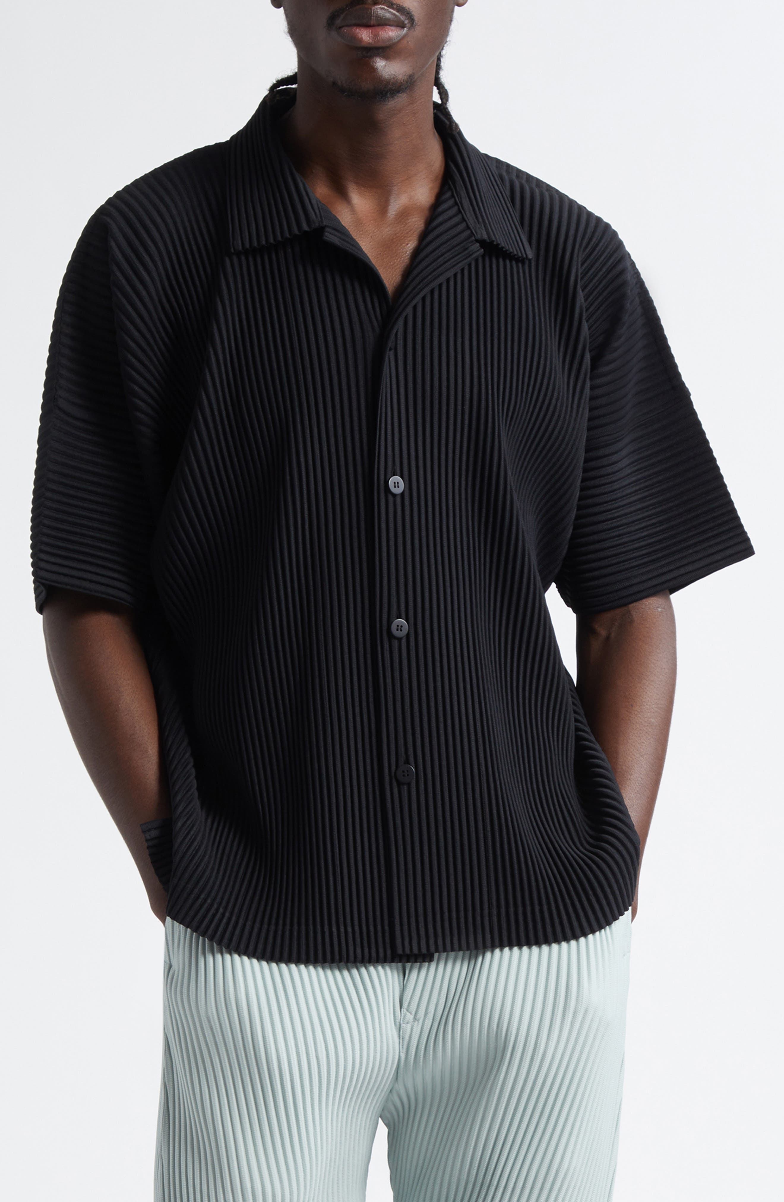Homme Plissé Issey Miyake Monthly Colors April Camp Shirt in Black at Nordstrom - 1