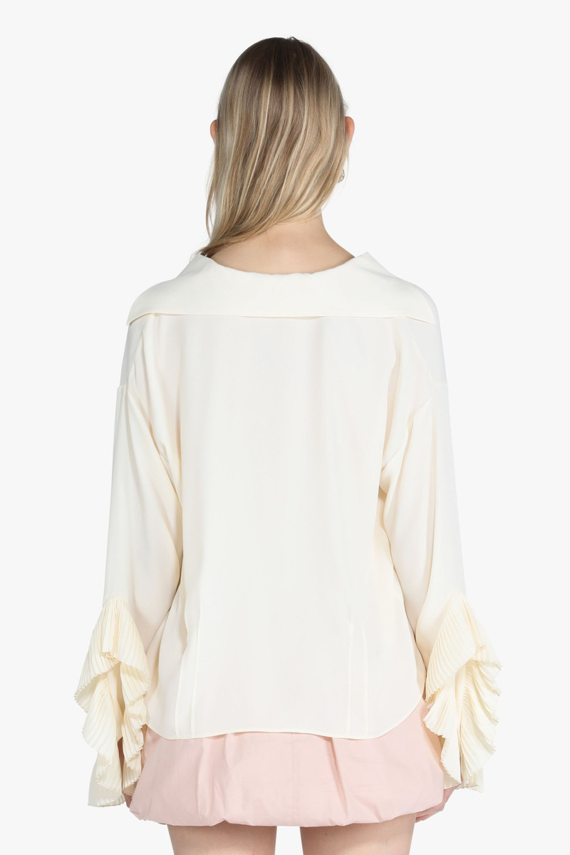 N°21 RUFFLE-DETAIL BLOUSE outlook