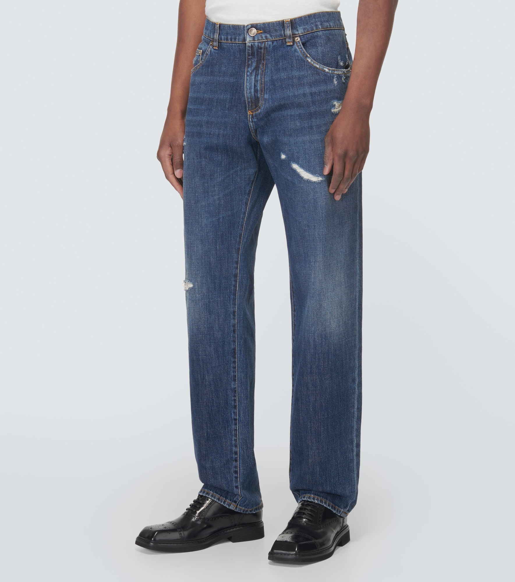 Distressed straight jeans - 3