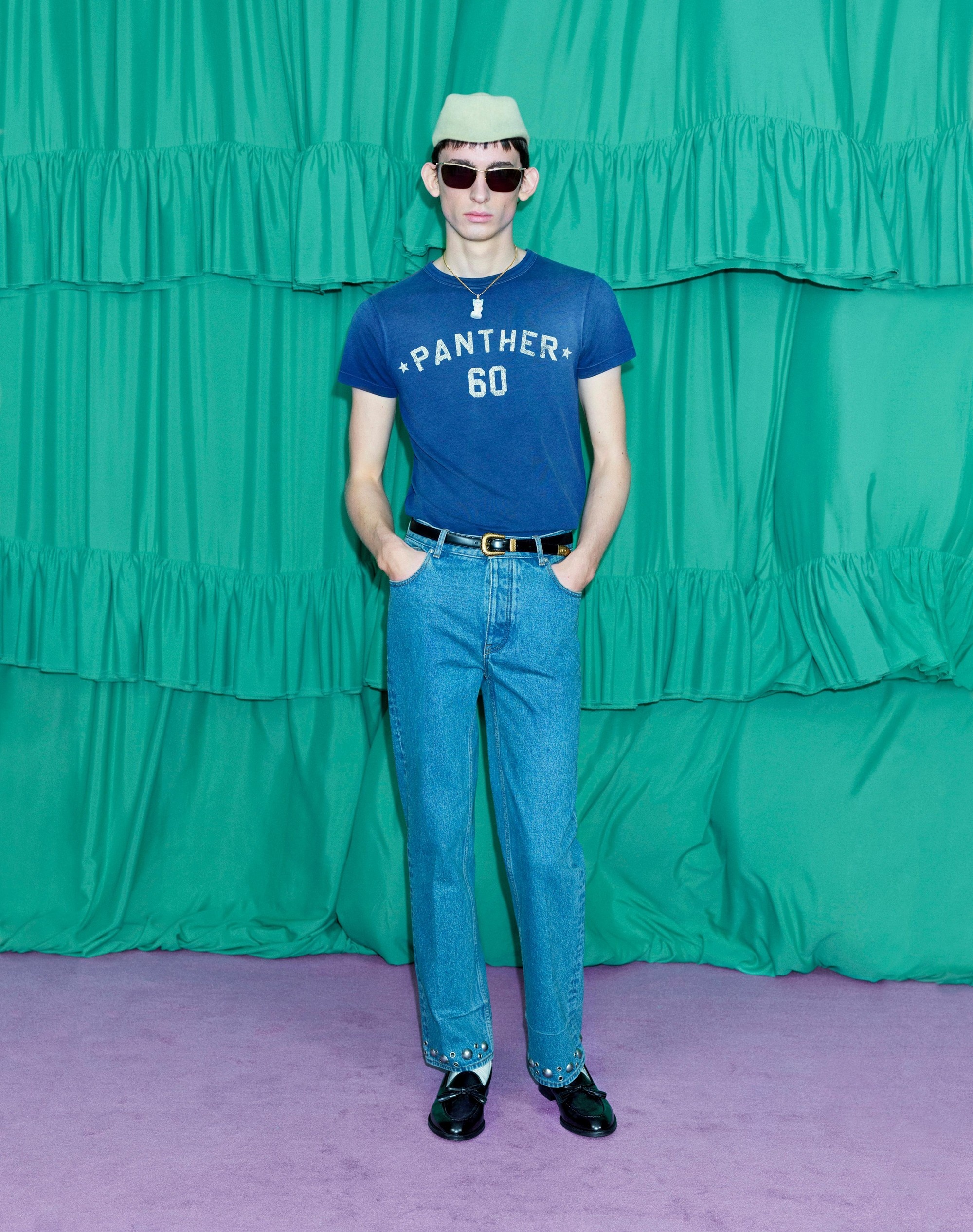 COTTON T-SHIRT WITH CHEZ VALENTINO PRINT AND PATCH - 8