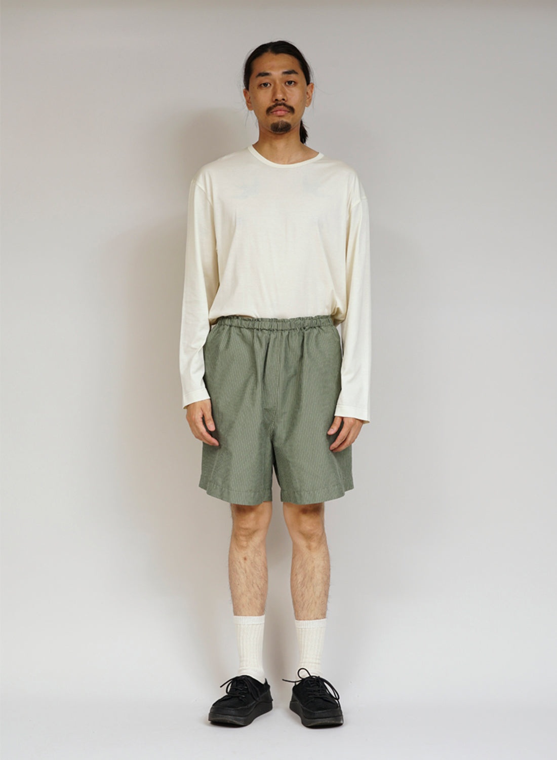 Nigel Cabourn x Sunspel Ripstop Army Short in Army Green - 2
