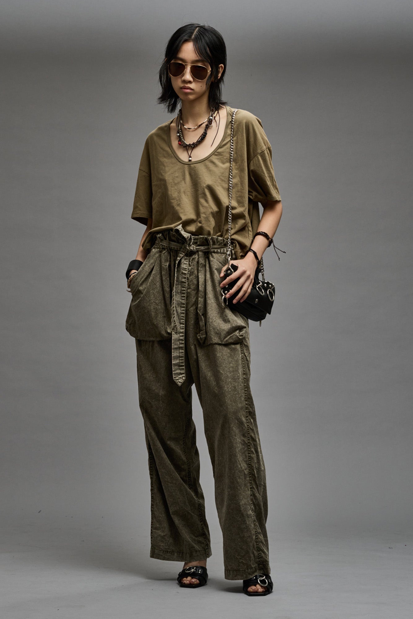 SCOOP NECK RELAXED T - LIGHT OLIVE - 2