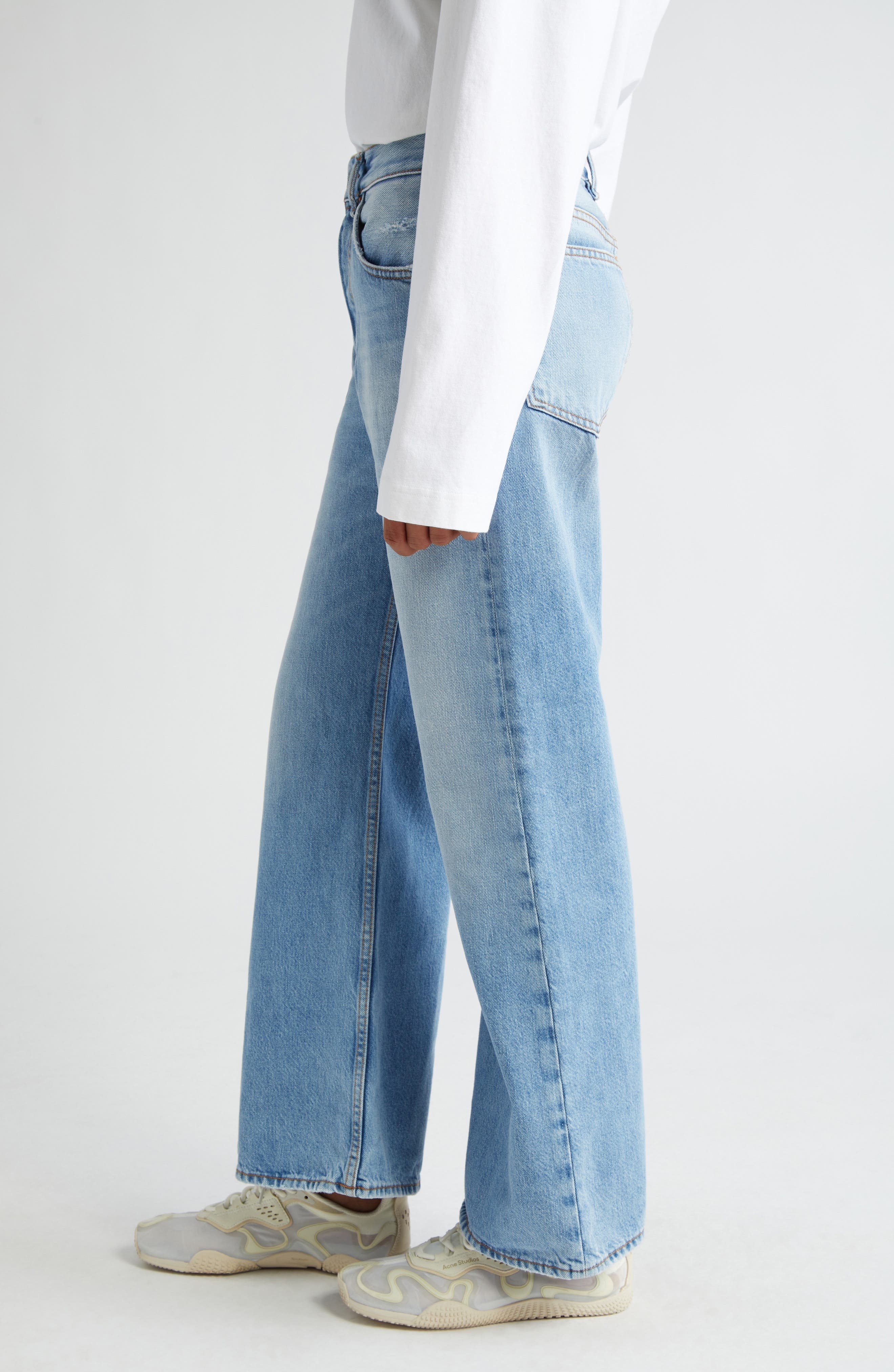 Loose Fit Jeans - 4