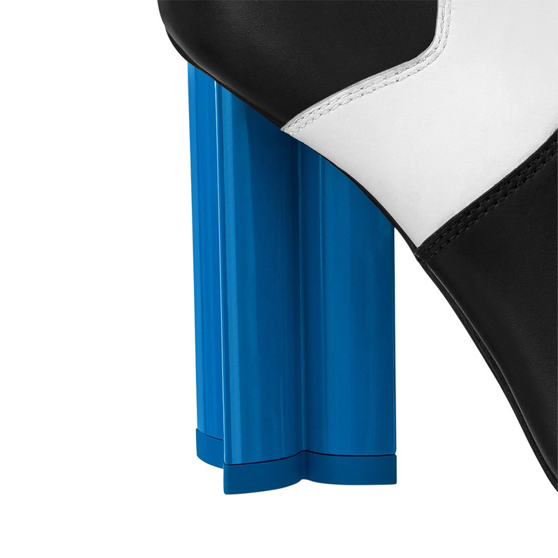 Silhouette Ankle Boot 3