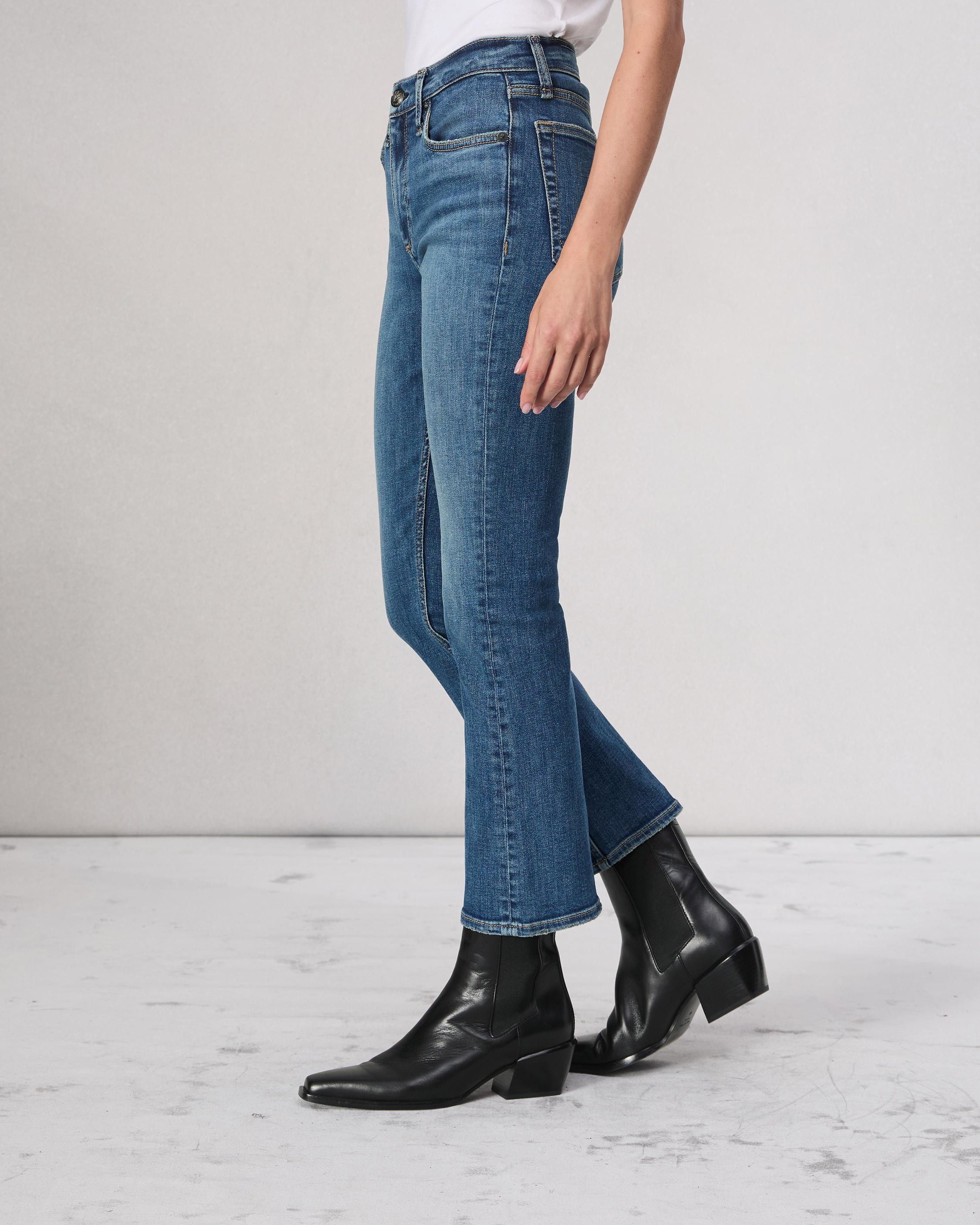 Peyton Ankle Bootcut Jean
Flexi Denim - 4