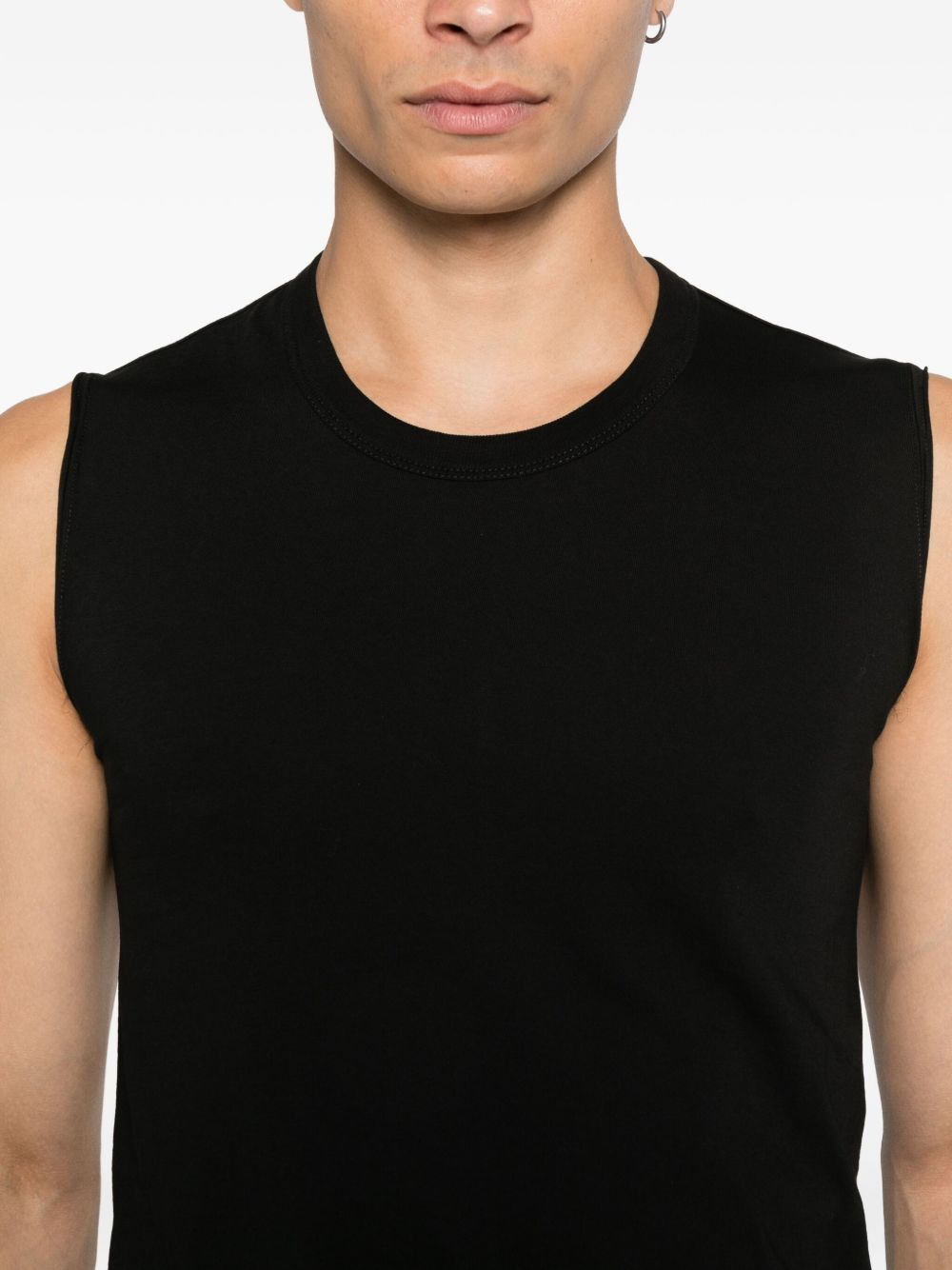 round-neck sleeveless vest - 4