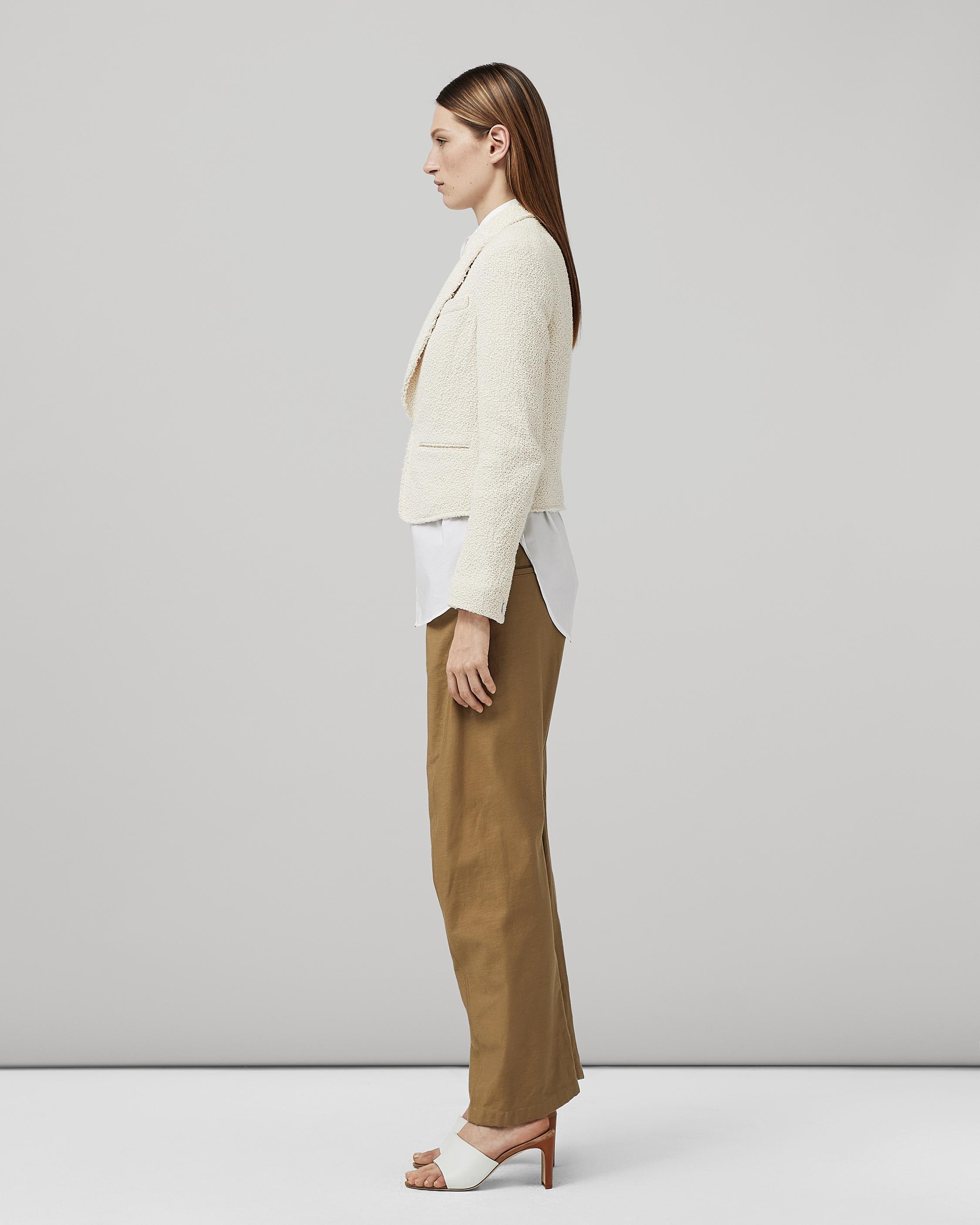 Elle Tweed Blazer
Classic Fit Blazer - 4