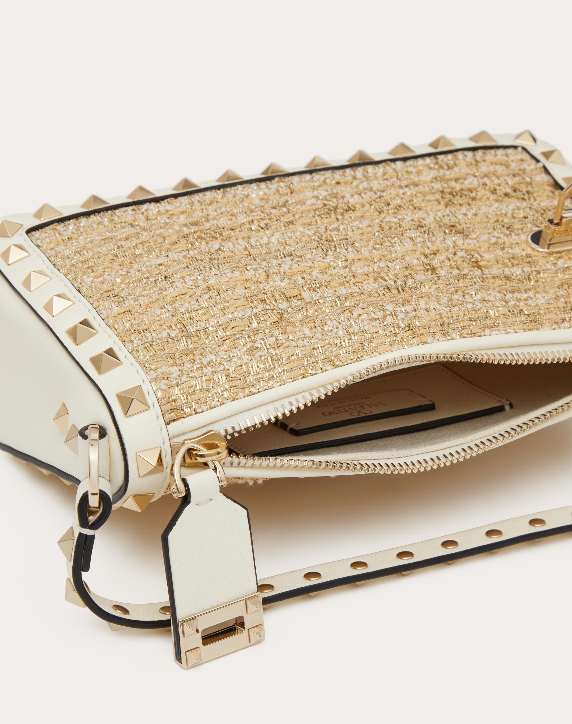 SMALL ROCKSTUD SHOULDER BAG IN BOUCLÉ RAFFIA - 7