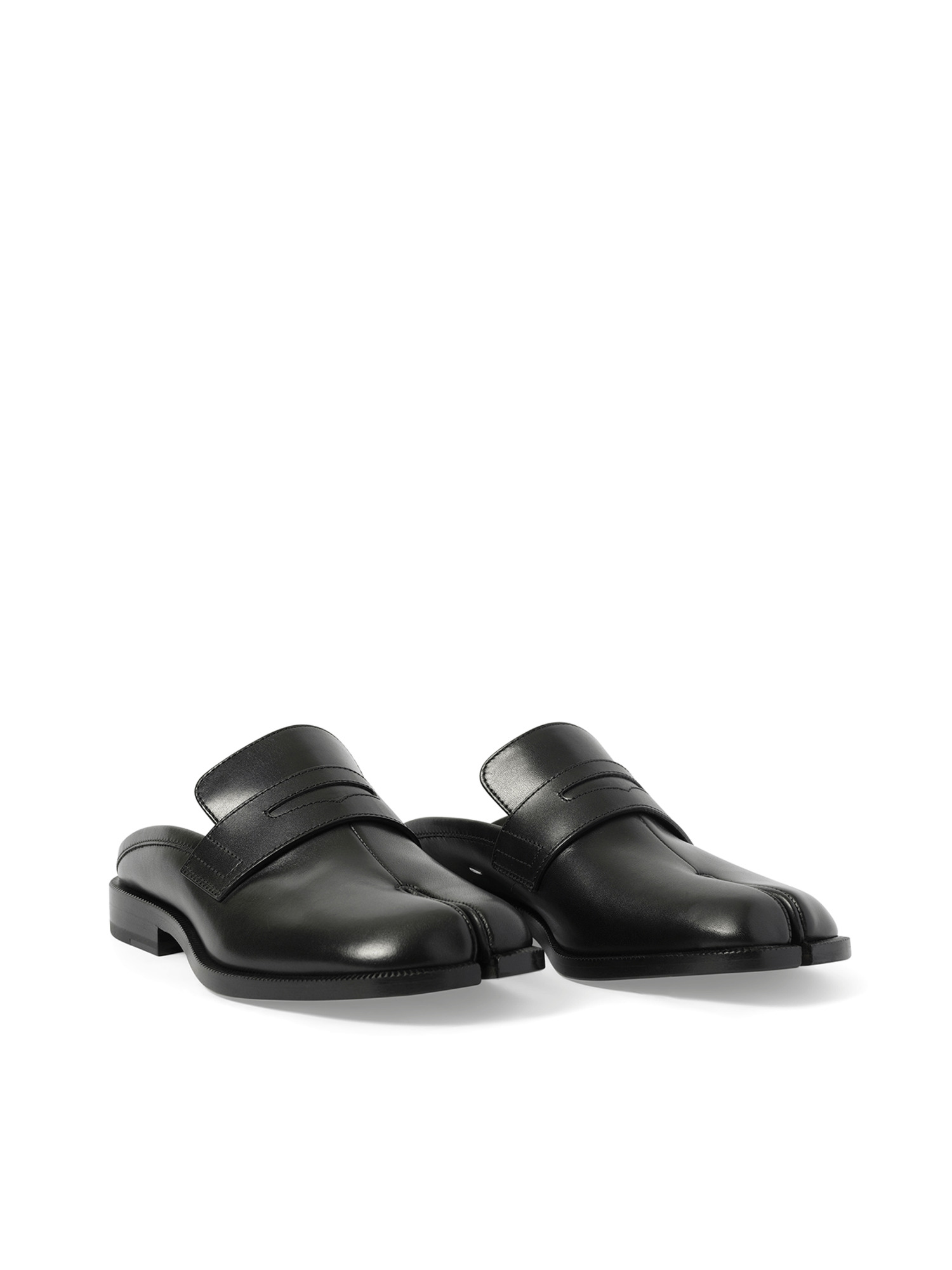 Tabi City Loafer Mule in Black - 2