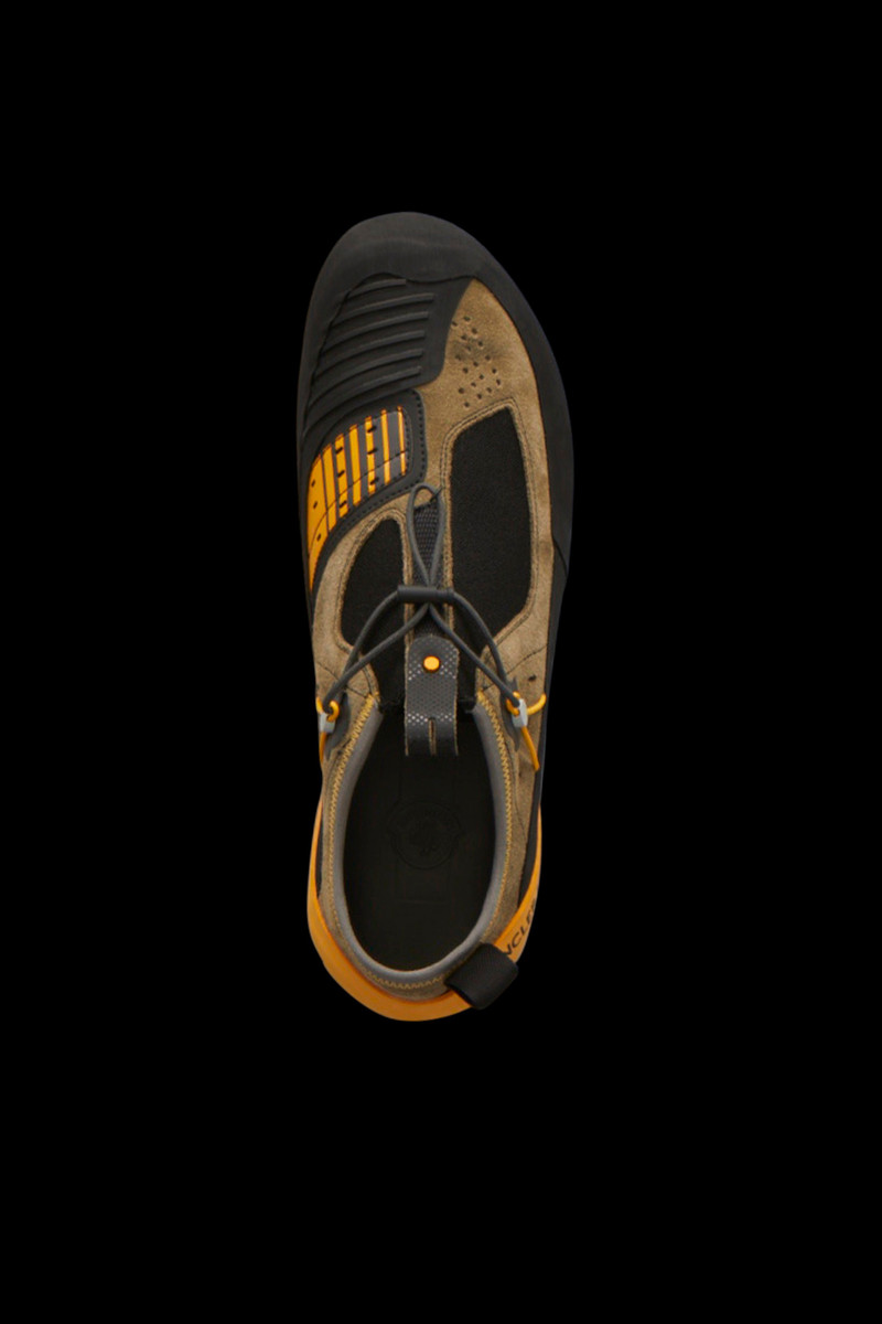 Nirmal Slip-On Sneakers 3