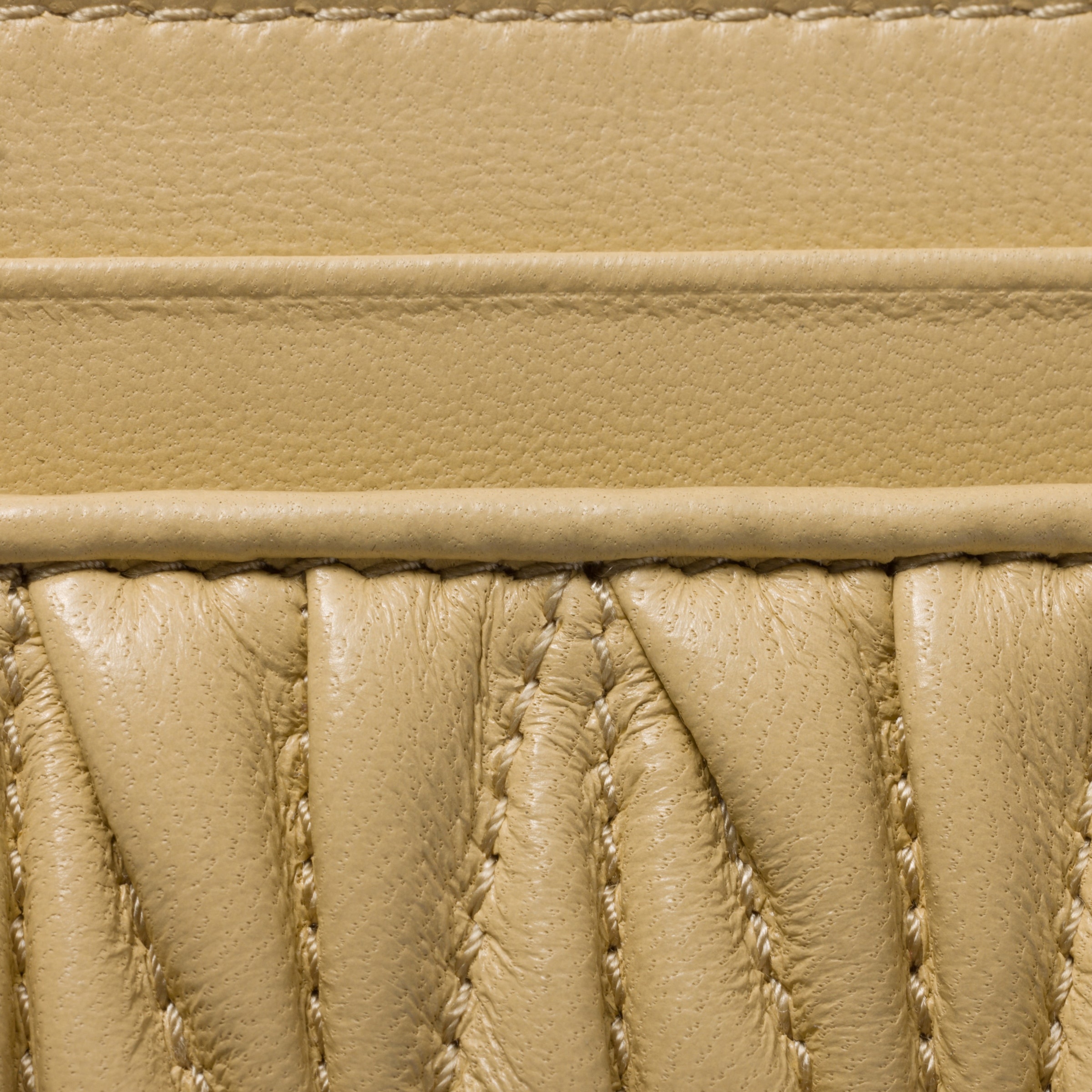 【関税&送料込】Miu Miu Gold Nappa Leather Card Holder Buy Miu Miu Gold Matelasse Card Holder in Nappa Leather For