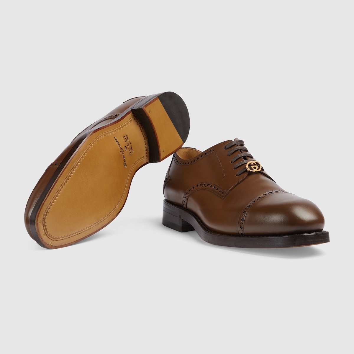 Men's lace-up shoe with brogue details - 6