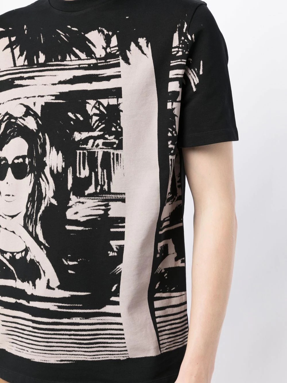 graphic-print crew-neck T-shirt - 5