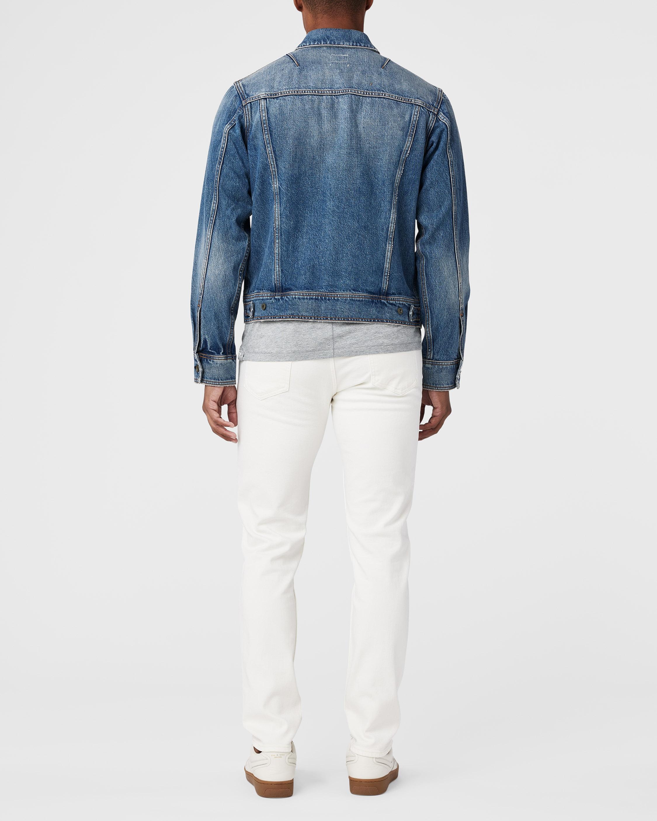 Eli Denim Trucker
Classic Fit Jacket - 3