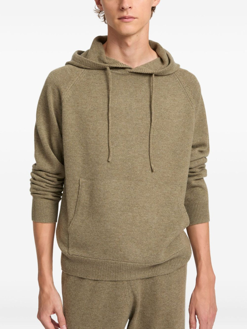 knitted hoodie 3