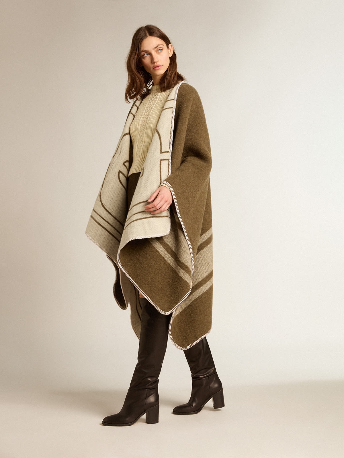 Double-sided cape in military-green wool blend - 3