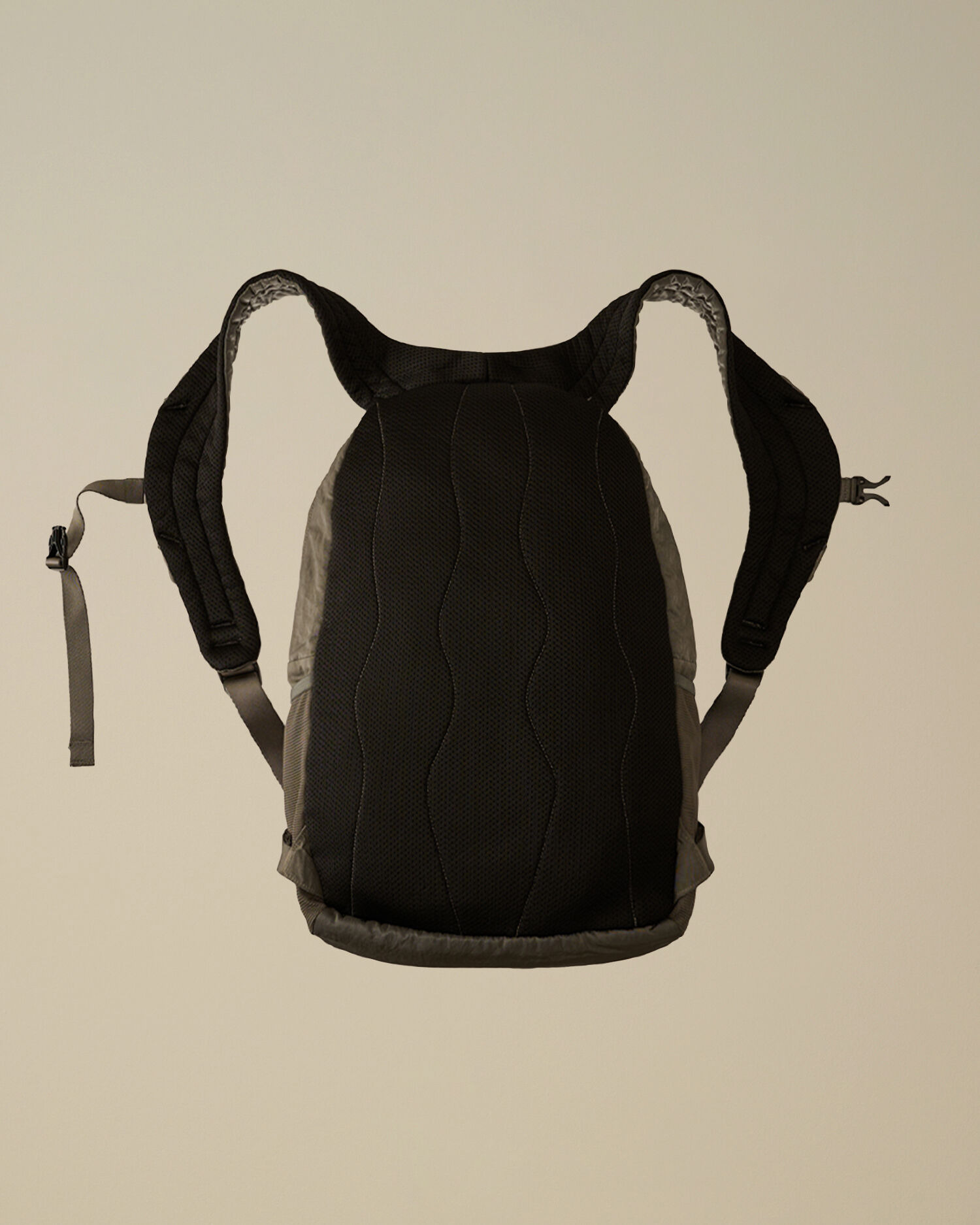 Nylon B Lens Backpack - 6