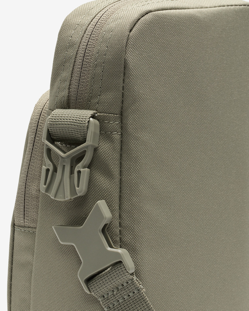 Nike Heritage Crossbody Bag (4L) 7