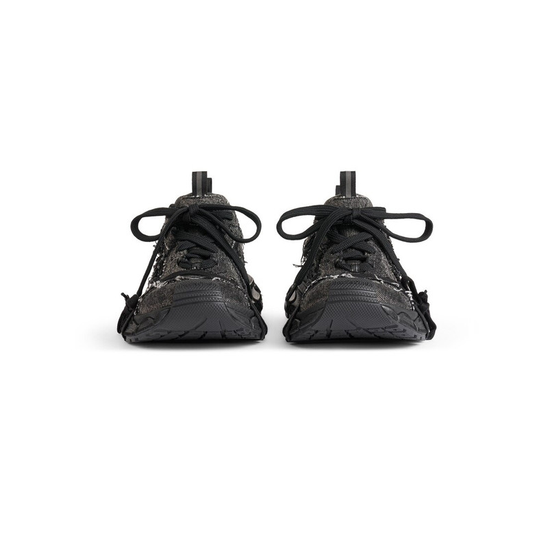 Men's 3xl Sneaker in Black 3