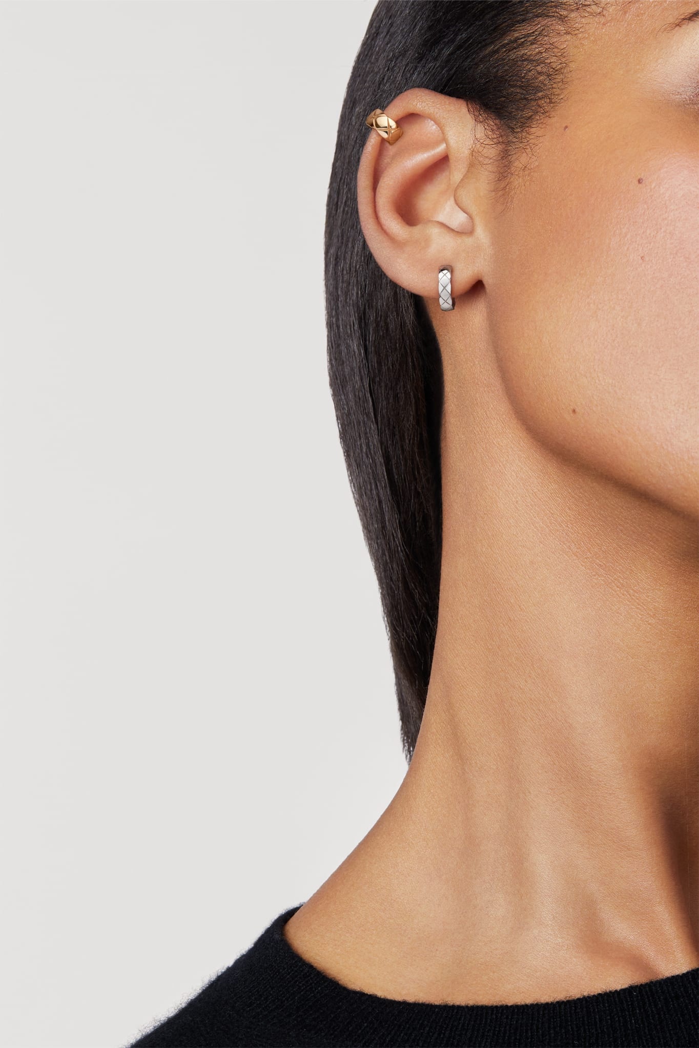 さりげない存在感を演出☆【CHANEL】Coco Single Earring Coco Crush single earring - White gold - J12618 | CHANEL