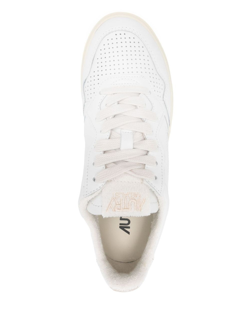 Medalist sneakers 4