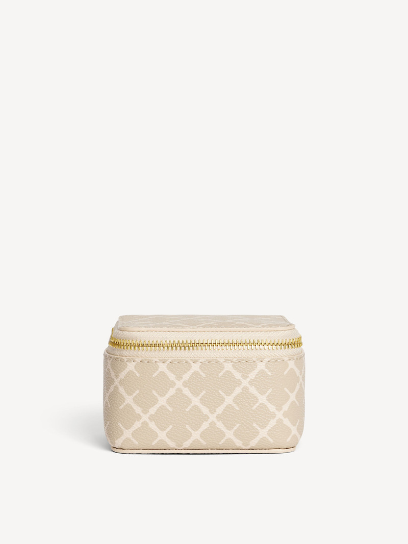 Bae Bijoux jewellery bag 1