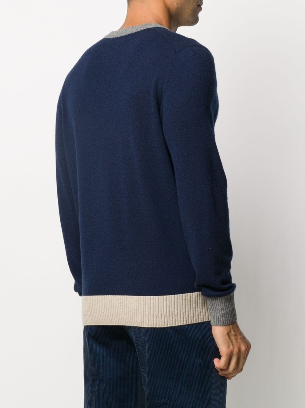 cashmere V-neck jumper - 4