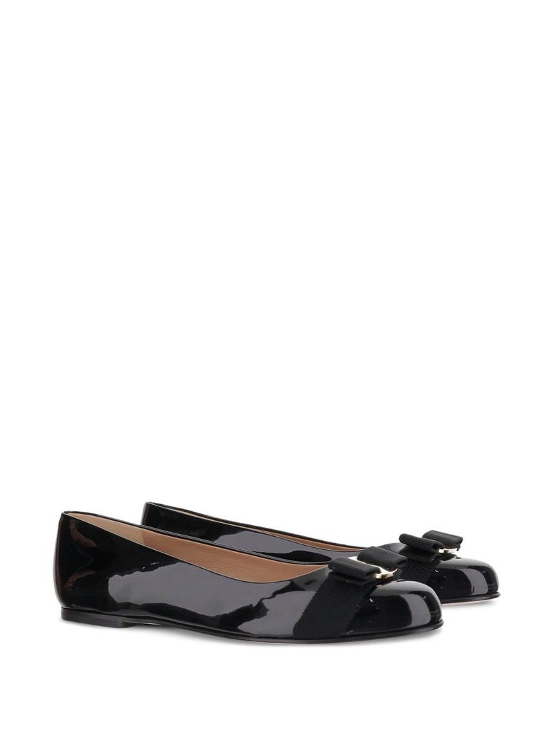 FERRAGAMO Vara-bow leather ballet shoes outlook