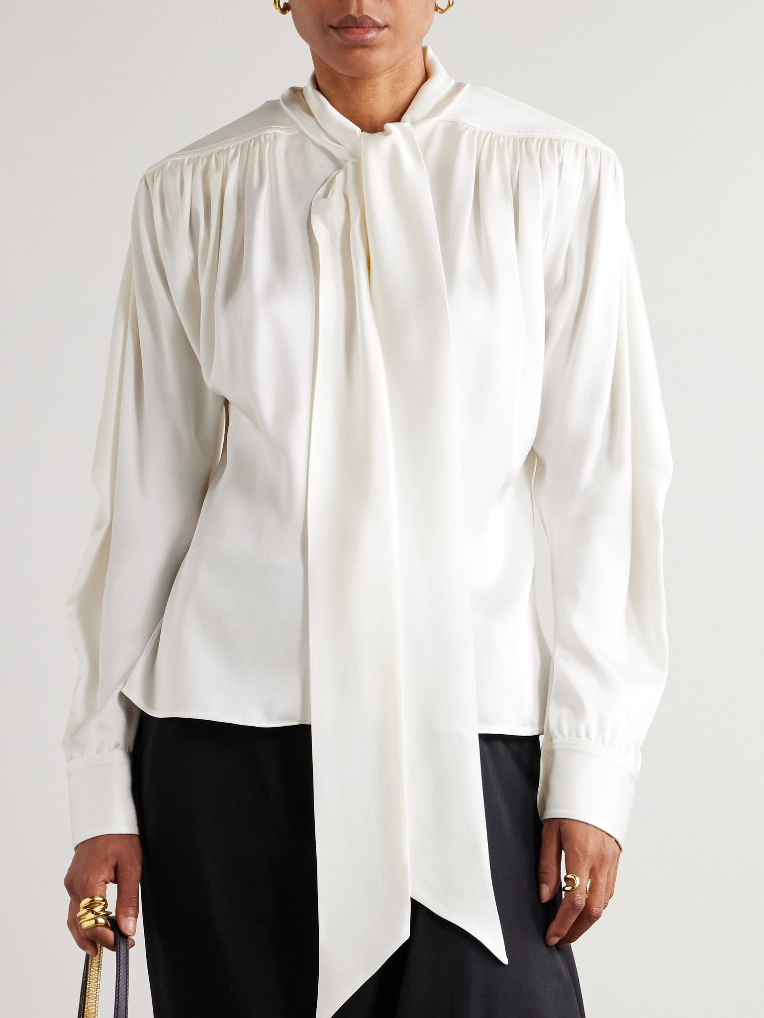 Pussy-bow pleated satin blouse White - 3