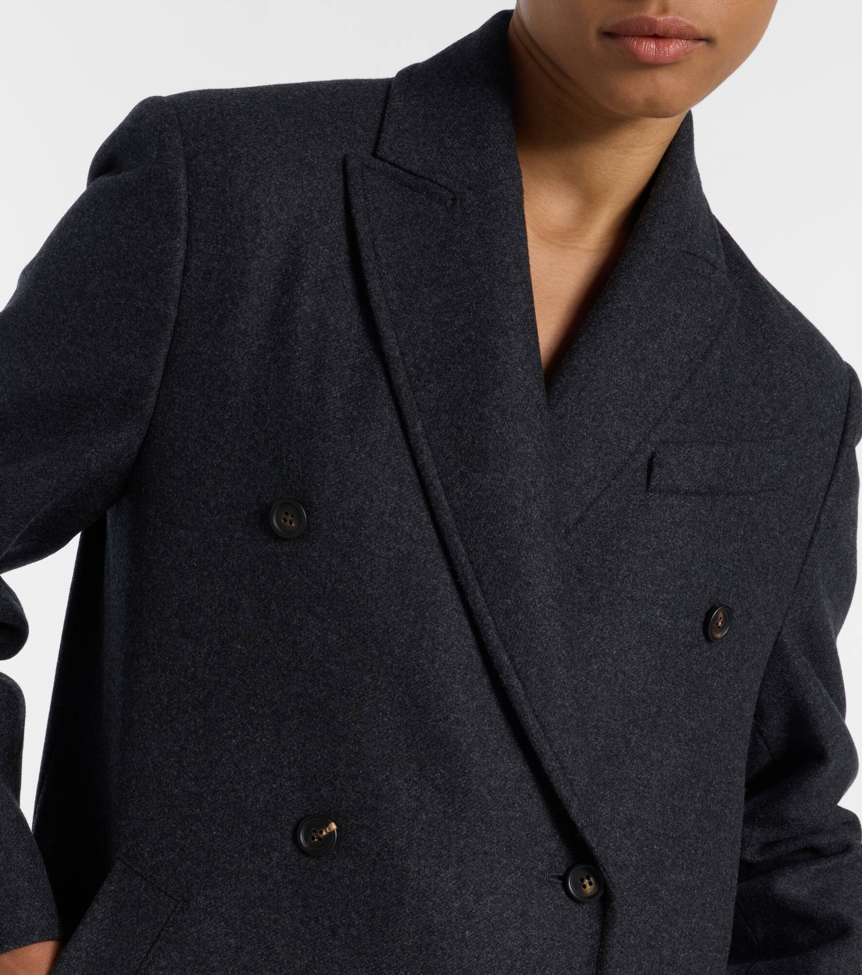 Double-breasted wool coat - 4